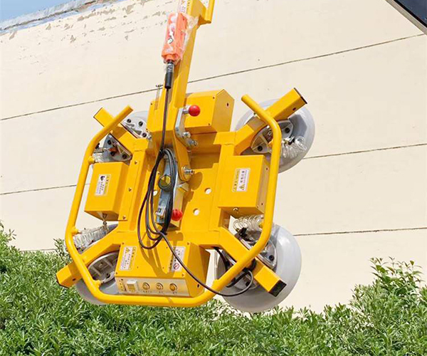 Suction cup crane
