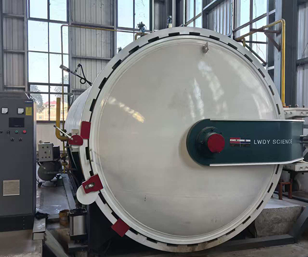 High-pressure reactor